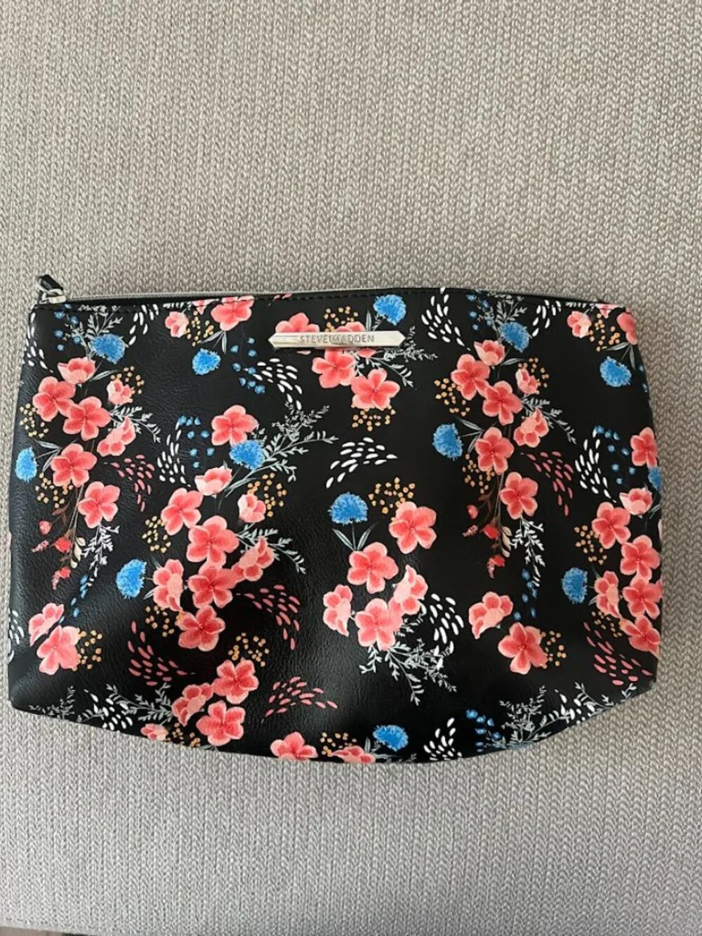 Steve Madden Pink Blue Floral Cosmetic Travel Pouch Top Zip Bag